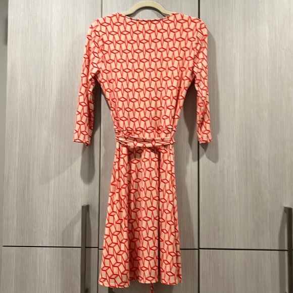 Stitch Fix 41 Hawthorn | Faux Wrap Dress | Pink Red Renesme Geo | Medium - Picture 3 of 11